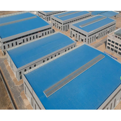 Q355 ورشة عمل الهيكل الفولاذي الملحومة للقسم H مع أنبوب الصرف UPVC