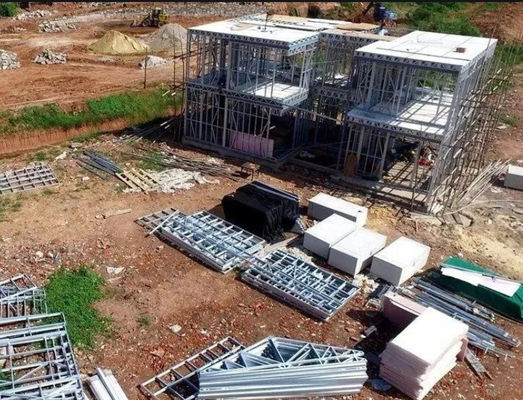 Q355B Q235B الهيكل الصلب الإسكان صامد للريح وخفيفة الوزن الإطار الصلب فيلا
